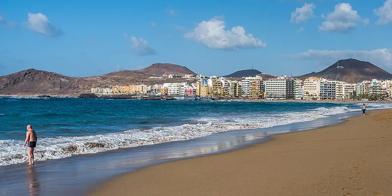 imagen de la playa de las canteras